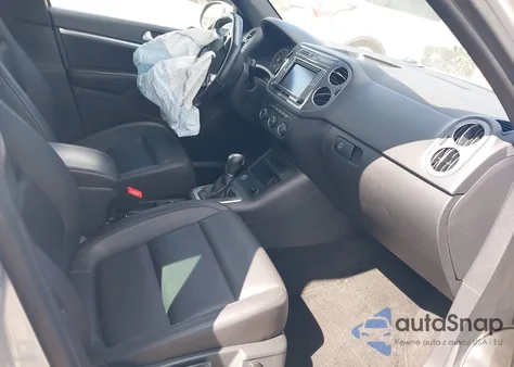 2016 Volkswagen Tiguan R-Line z USA, uszkodzony, nr VIN WVGBV7AX1GW023157